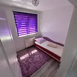 Ejna 4*