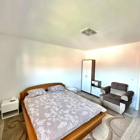 Ejna Гостевой дом 4*